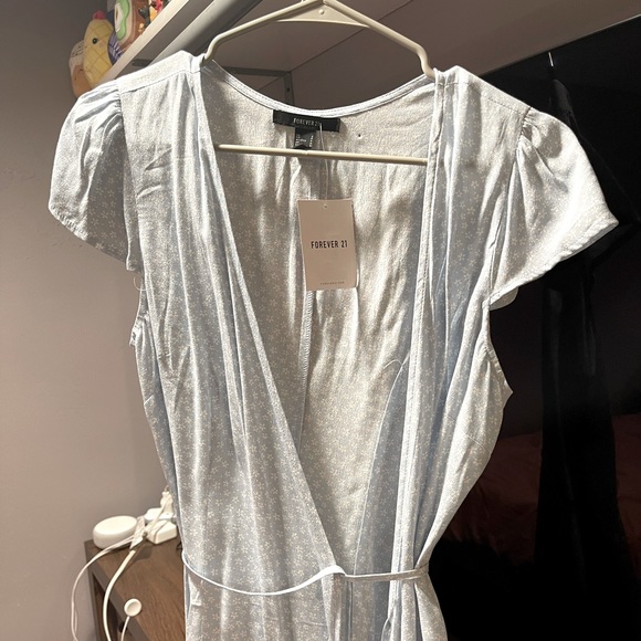 Forever 21 Dresses & Skirts - Brand New Forever 21 Dress